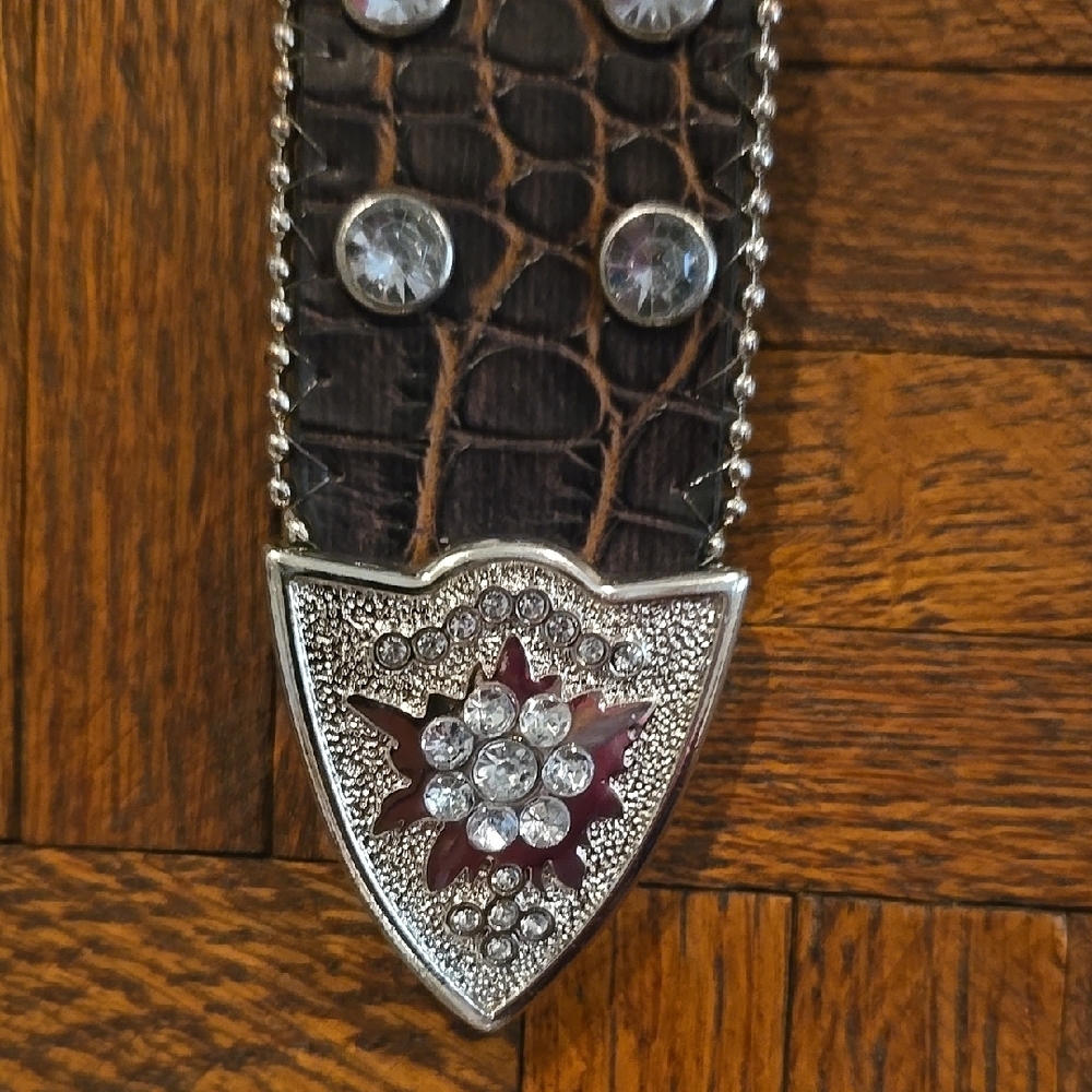 Western Rhinestone & Leather Belt - Picture 7 of 16